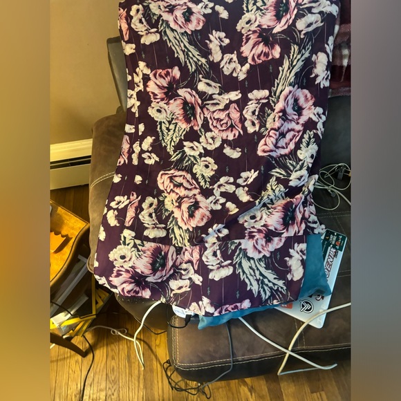 Women’s wrap/scarf - Picture 2 of 3